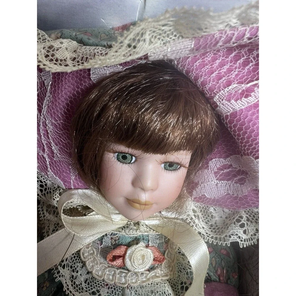 Vintage 1999 Maggie Collection Porcelain Doll  Limited Edition NIB